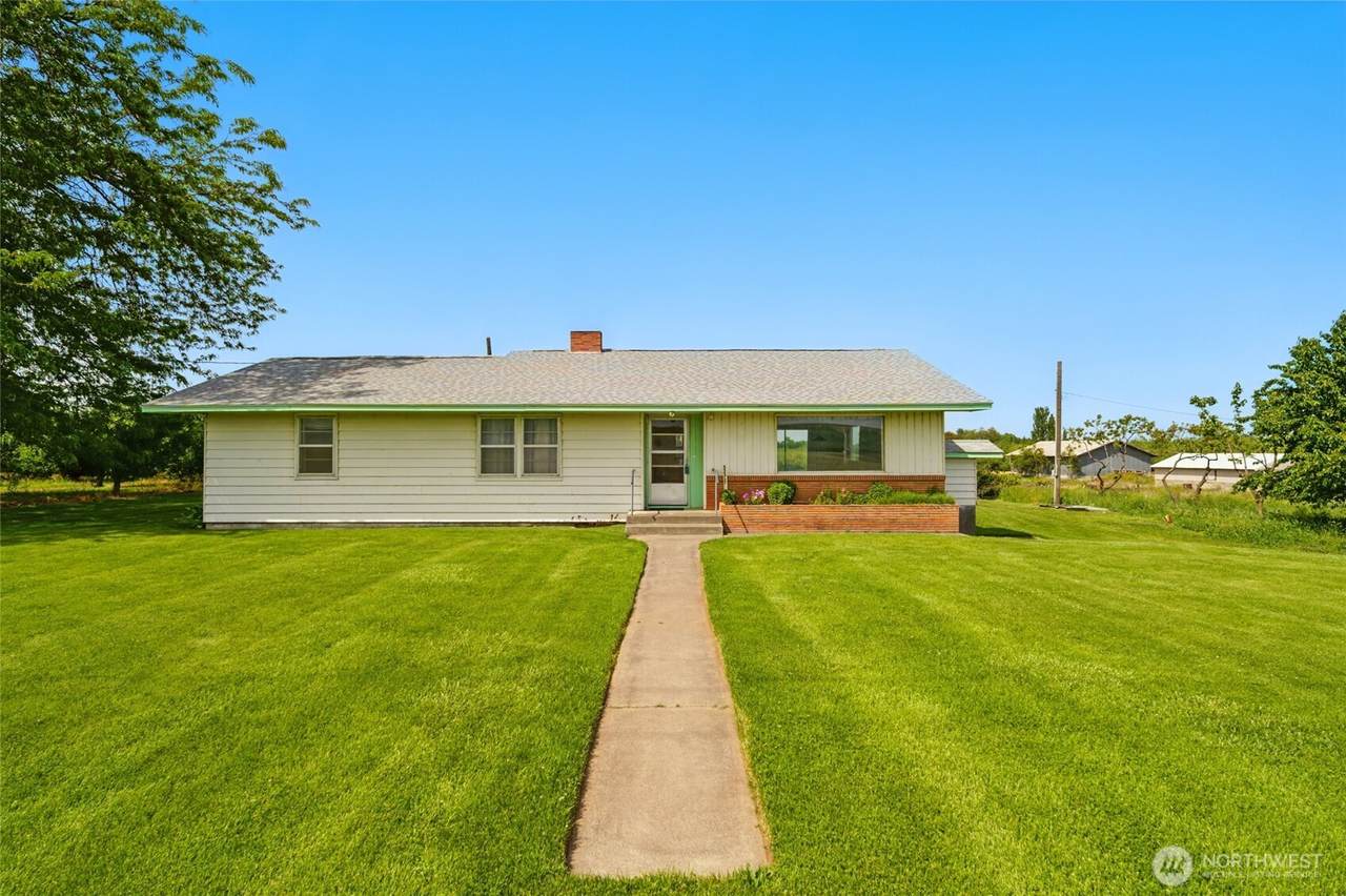 52357 Pleasant View Road - Photo 1