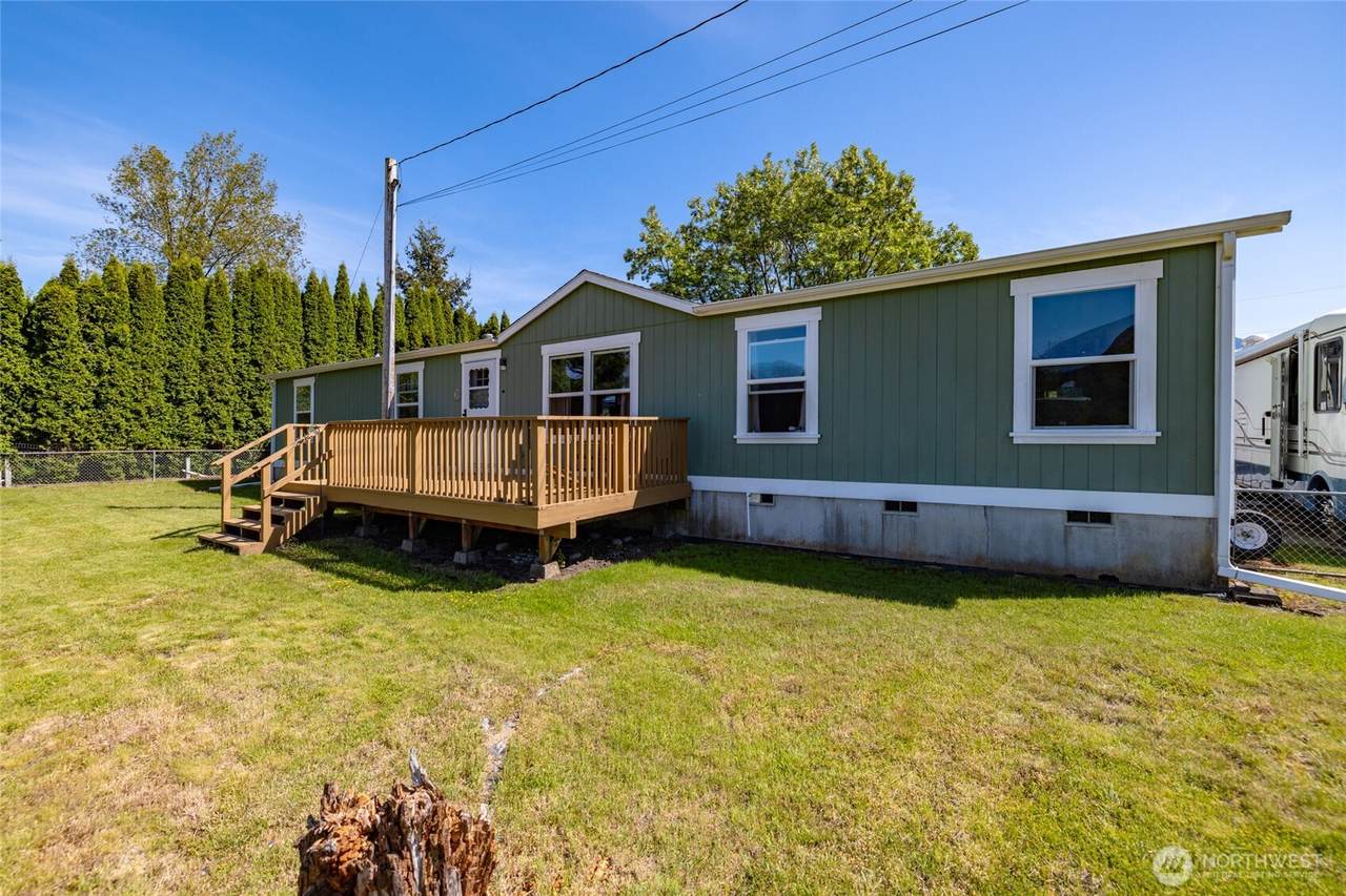 8321 Main Street - Photo 1