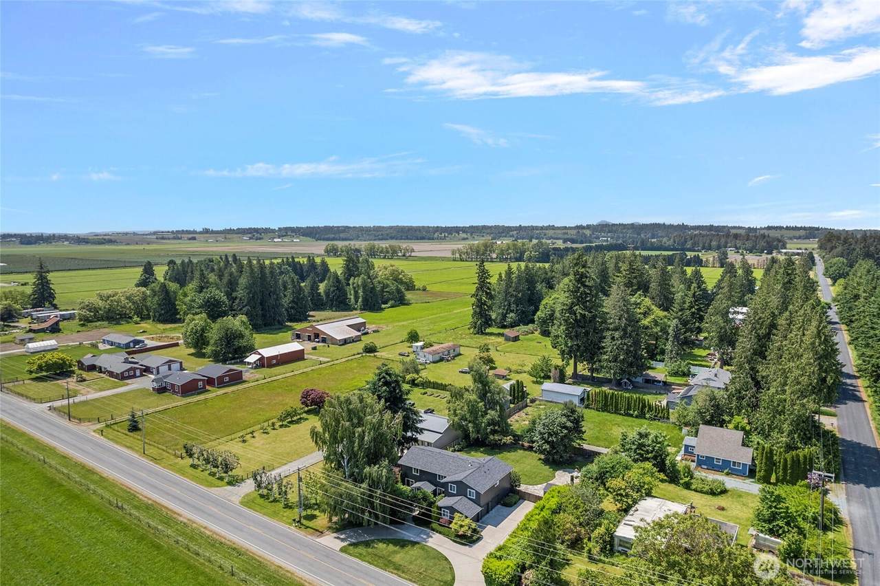 9520 Avon Allen Road - Photo 1