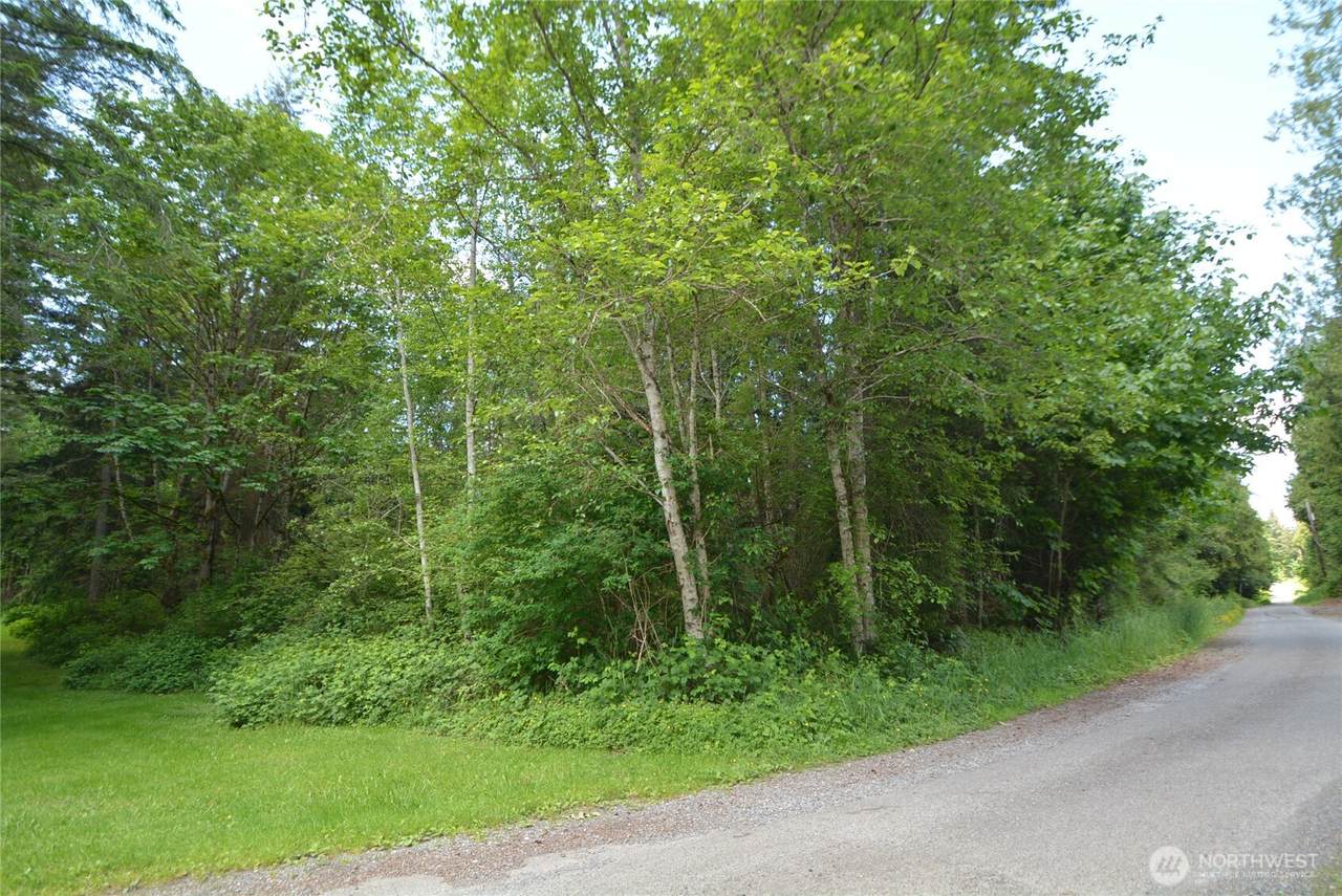 0 37th Avenue - Photo 1