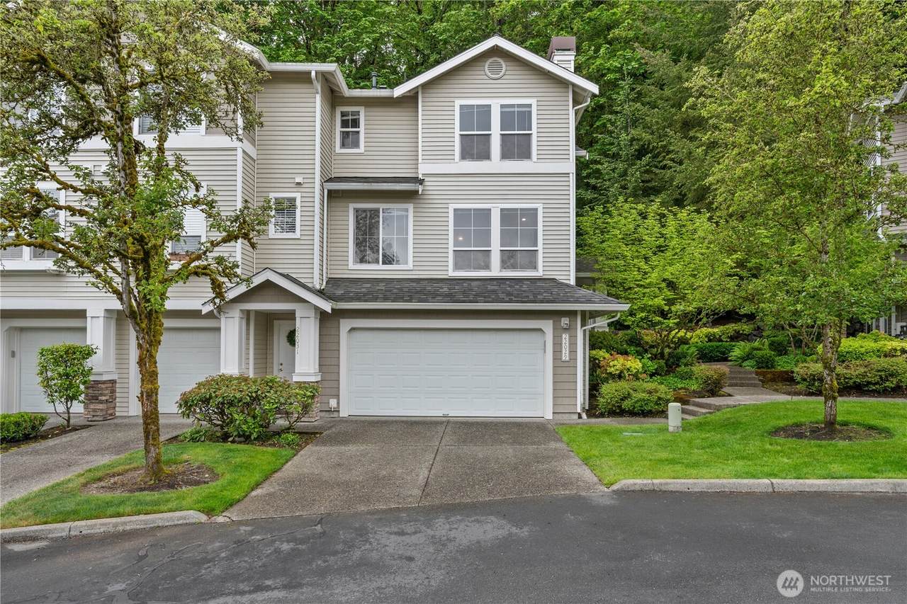 22029 39th Place - Photo 1