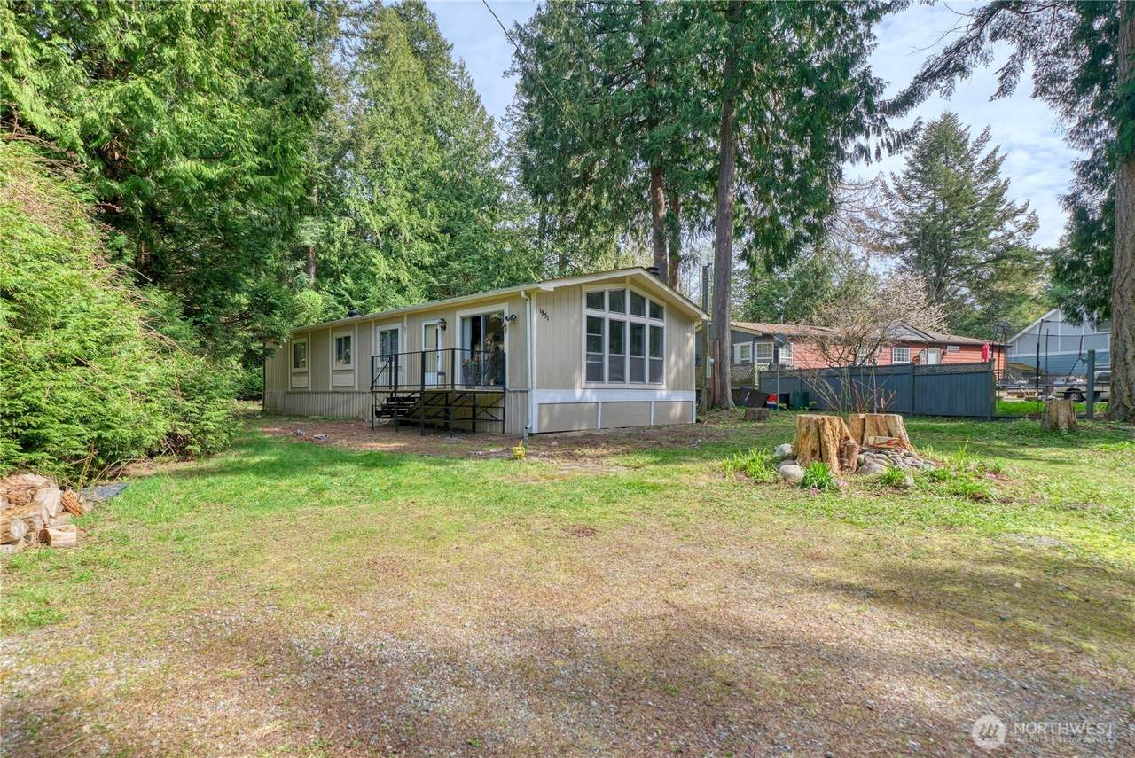 1851 Washington Drive - Photo 1