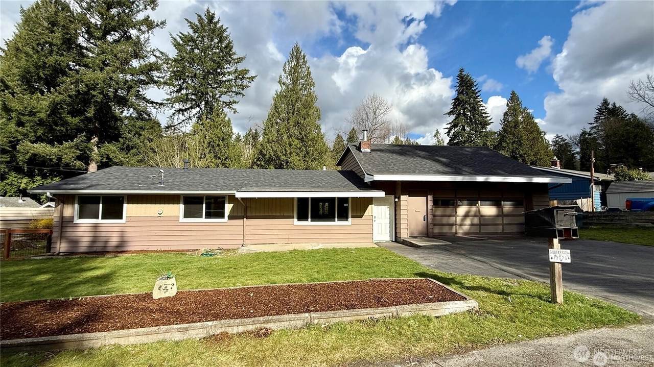 13676 197th Avenue - Photo 1