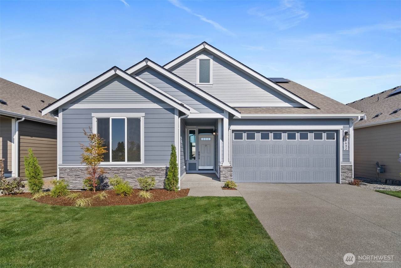 715 Maggee Street - Photo 1