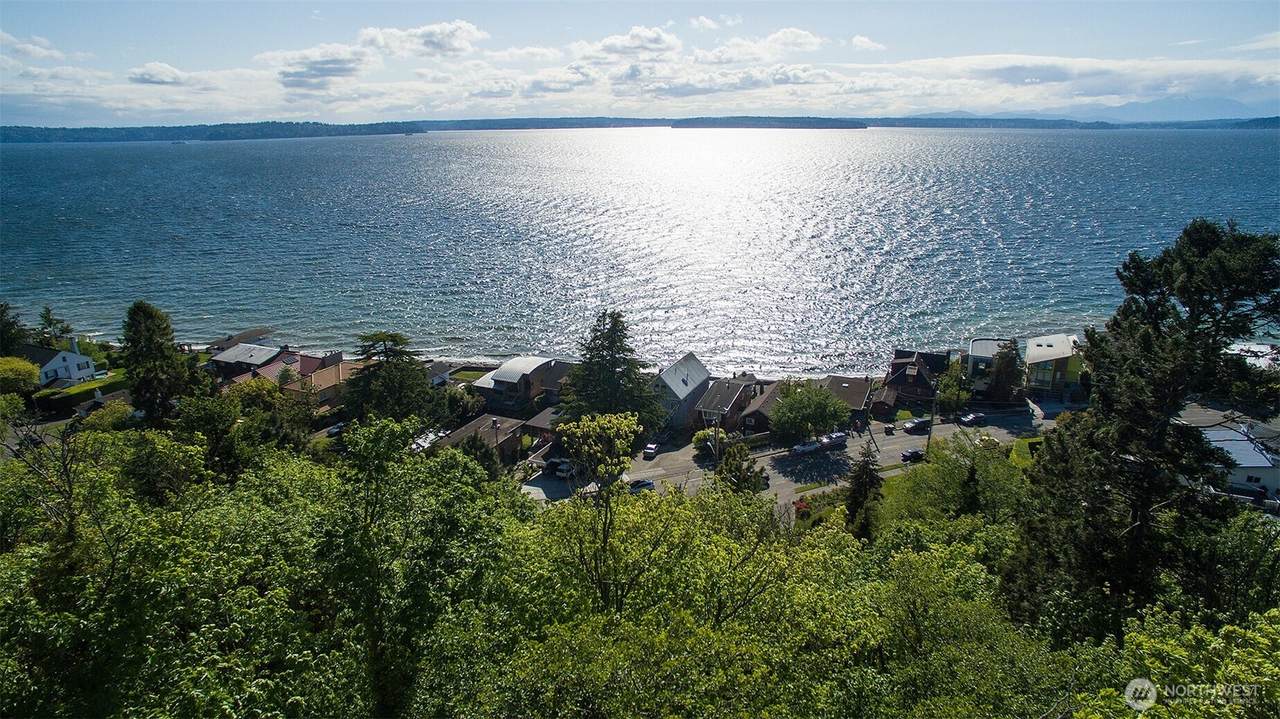 5426 Beach Drive - Photo 1