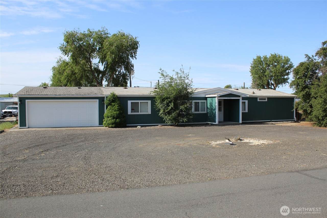 306 5th Street - Photo 1
