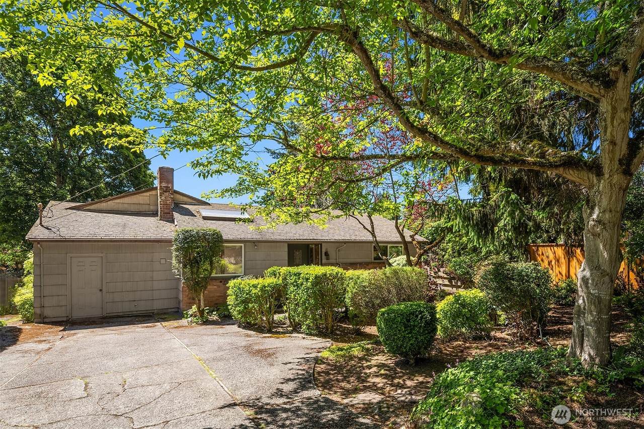 7611 8th Street - Photo 1