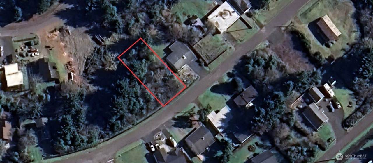 284 Mast Ave - Photo 1