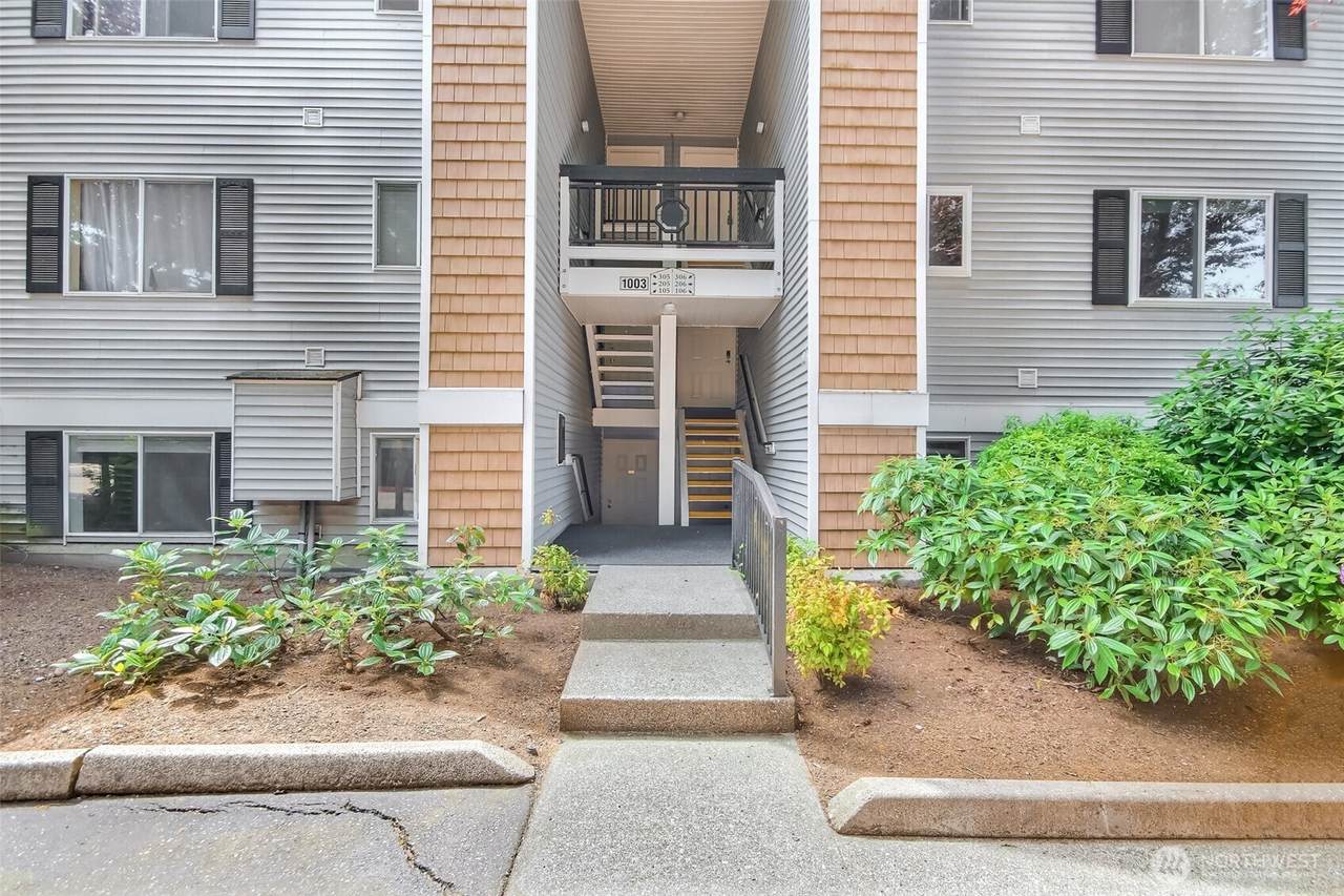1003 156th Avenue - Photo 1