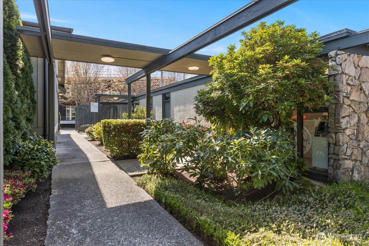 38700 River Street - Photo 1
