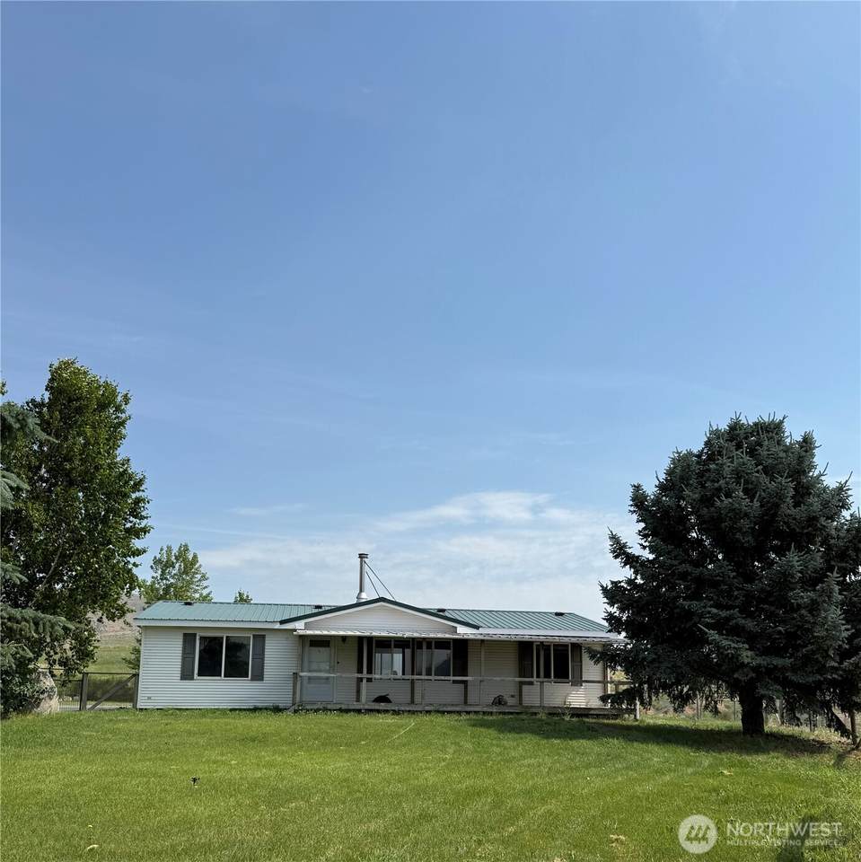 121 Dry Coulee Road - Photo 1