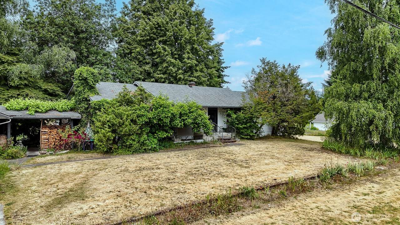 9139 Burnett Road - Photo 1