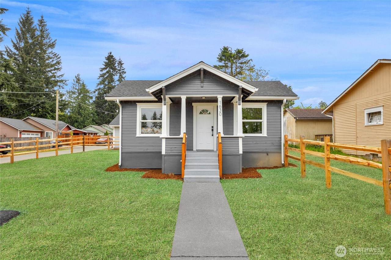 1630 Scenic Drive - Photo 1