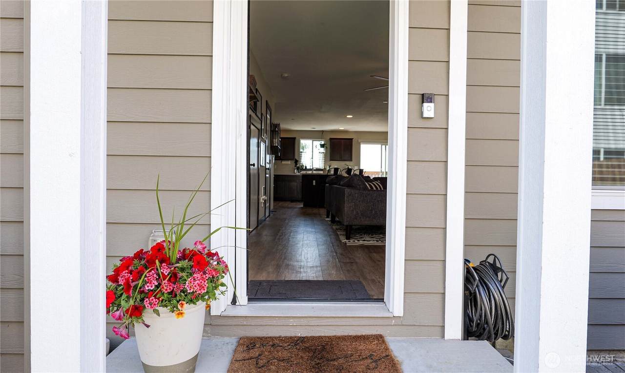 2620 Grand Avenue - Photo 1