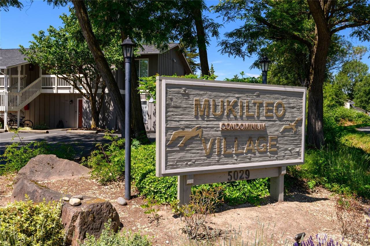 5029 84th Street - Photo 1