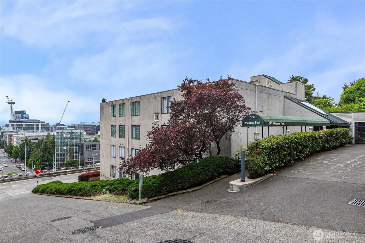 150 Melrose Avenue - Photo 1