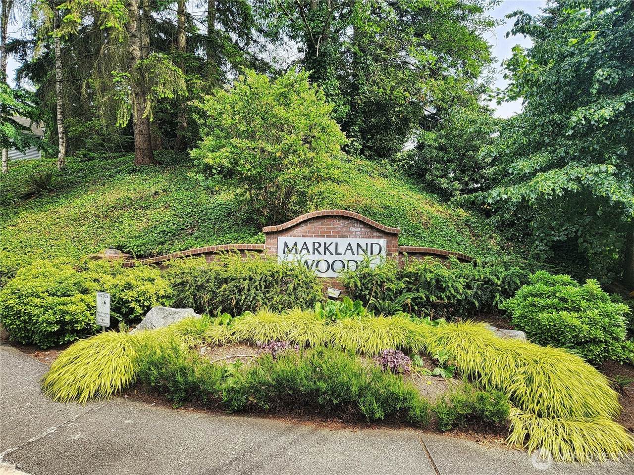 23301 Cedar Way - Photo 1