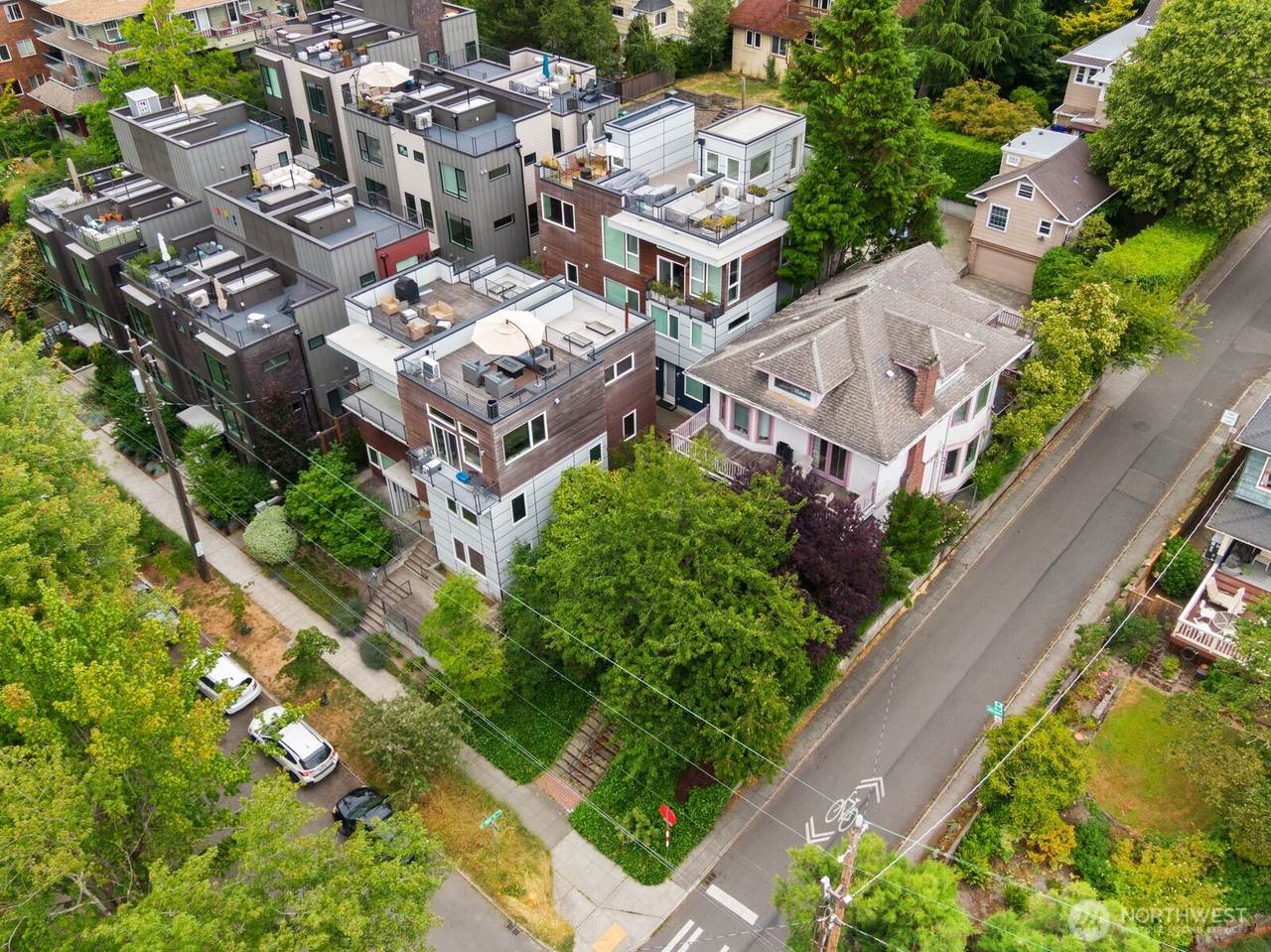 702 11th Avenue - Photo 1