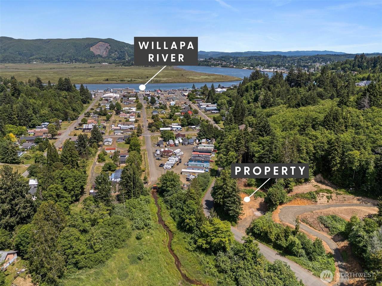 620 Willapa Avenue - Photo 1