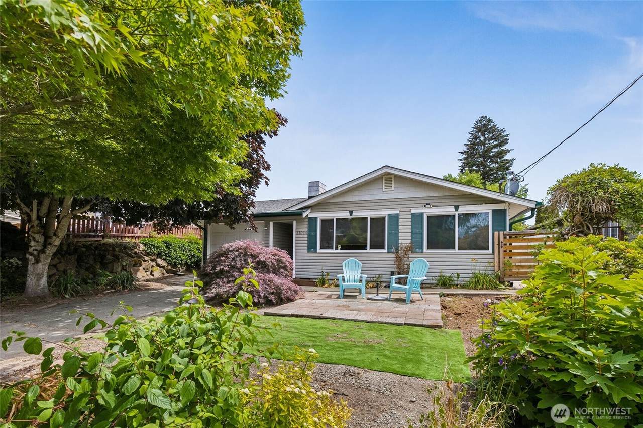 11014 4th Avenue - Photo 1