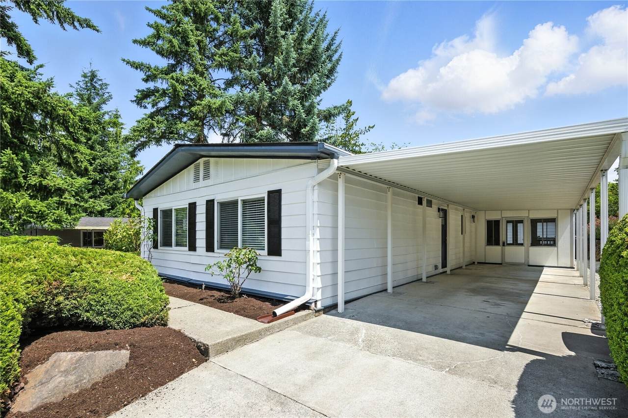 17224 Woodcrest Drive - Photo 1