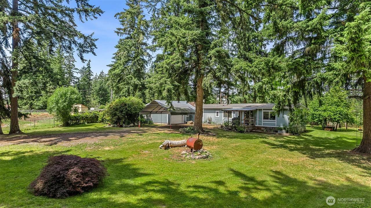 925 326th Street - Photo 1
