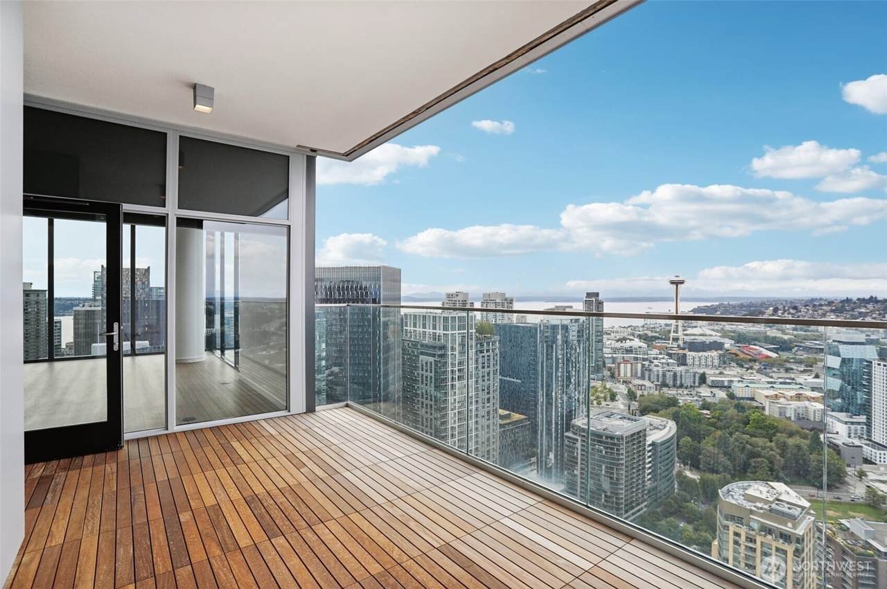 2010 Terry Avenue - Photo 1