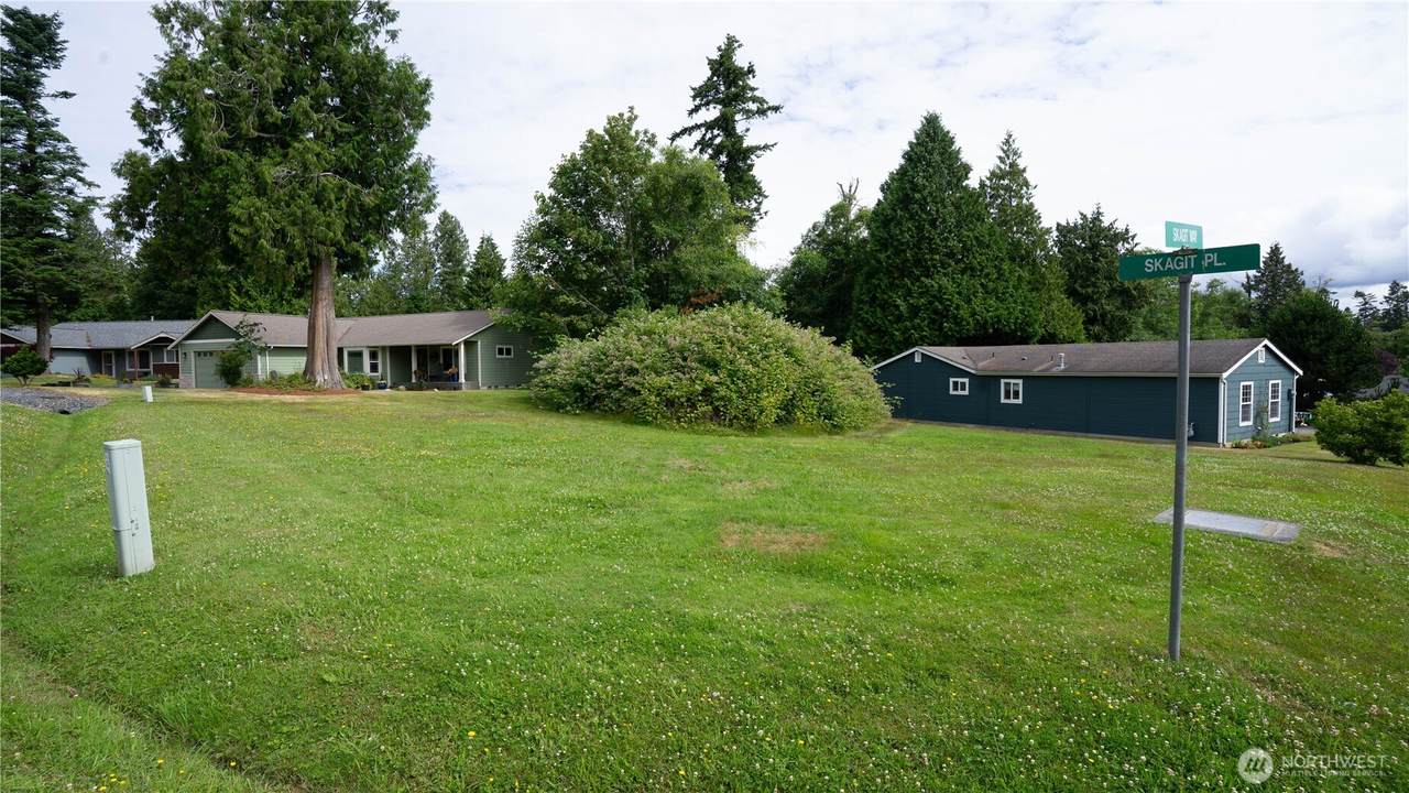 123 Skagit Way - Photo 1