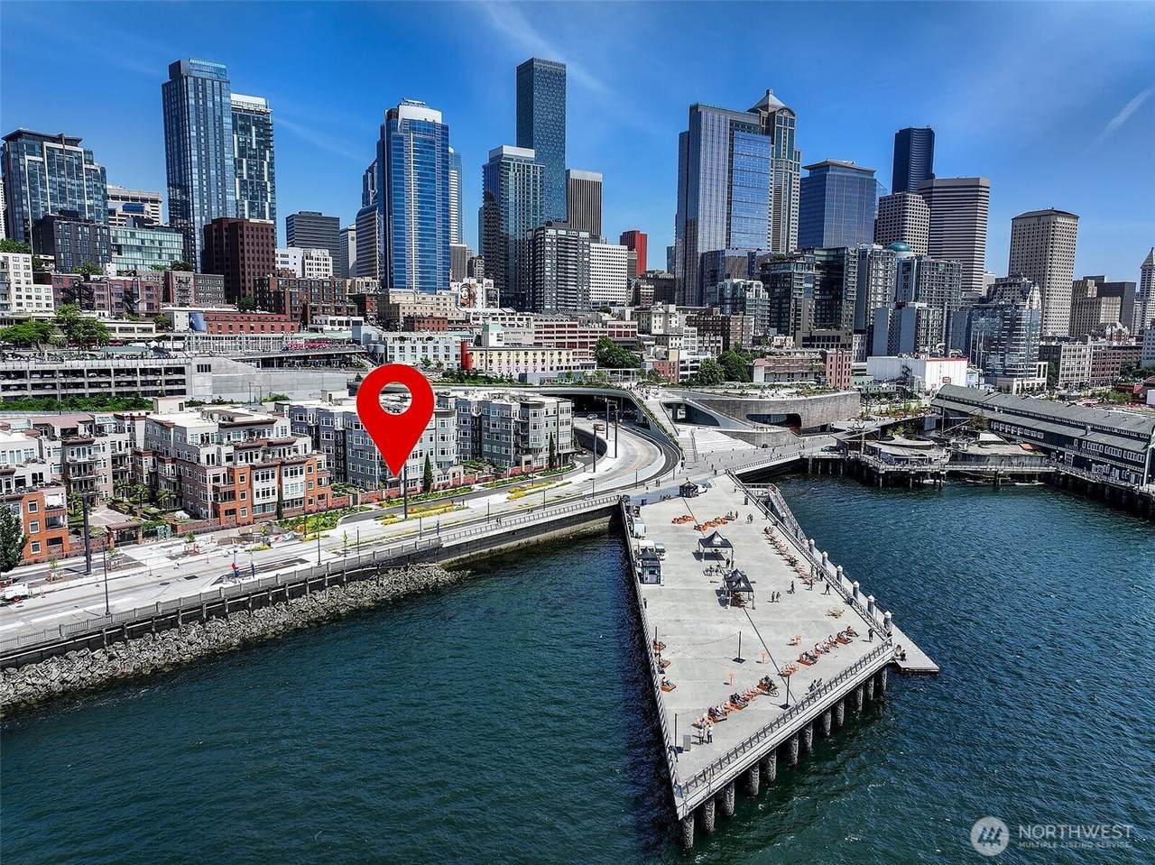 1900 Alaskan Way - Photo 1