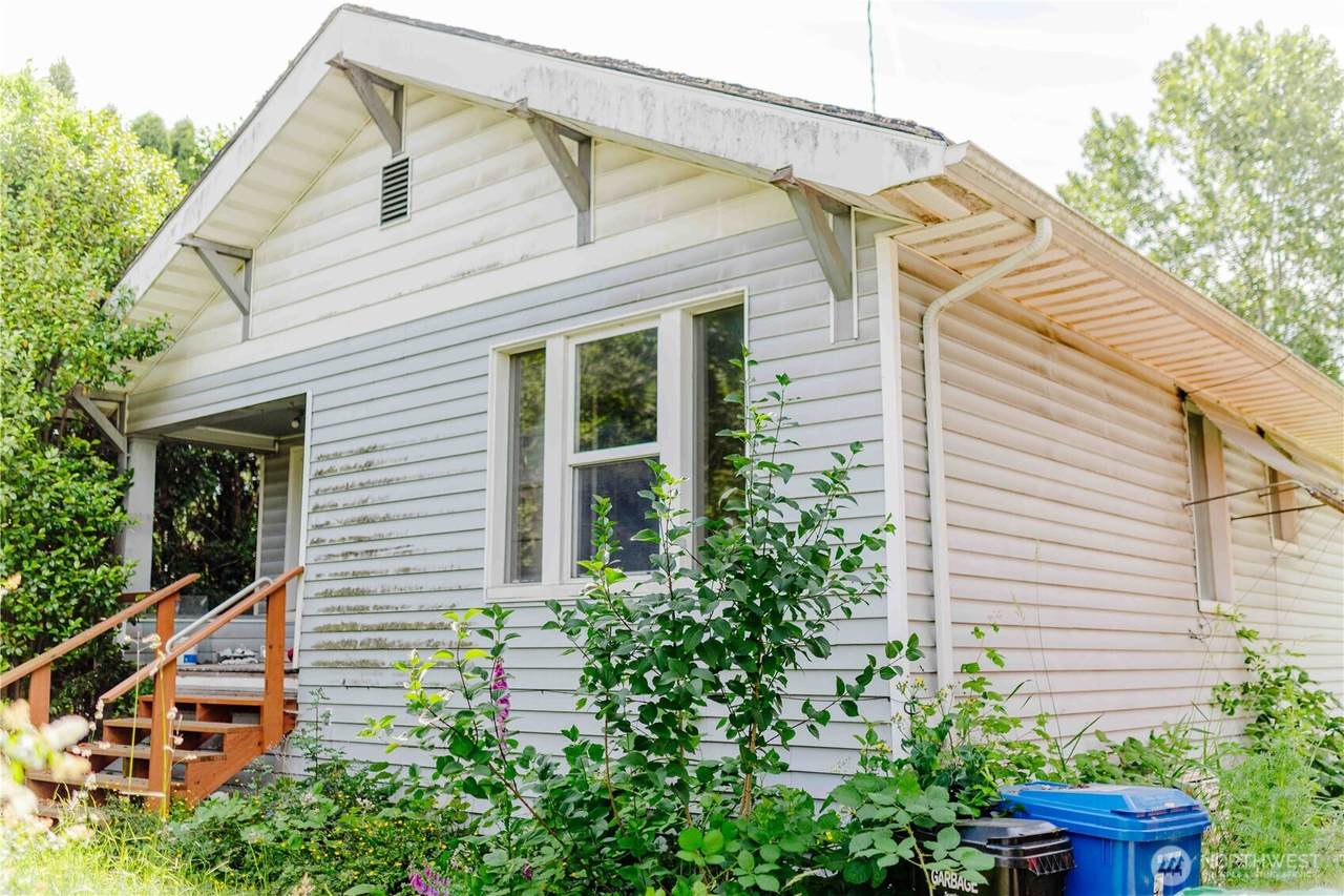 565 Director - Photo 1