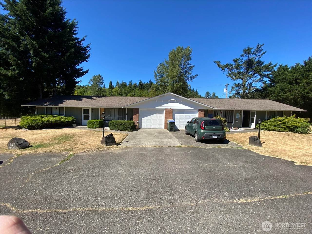 125 Sawall Ave - Photo 1