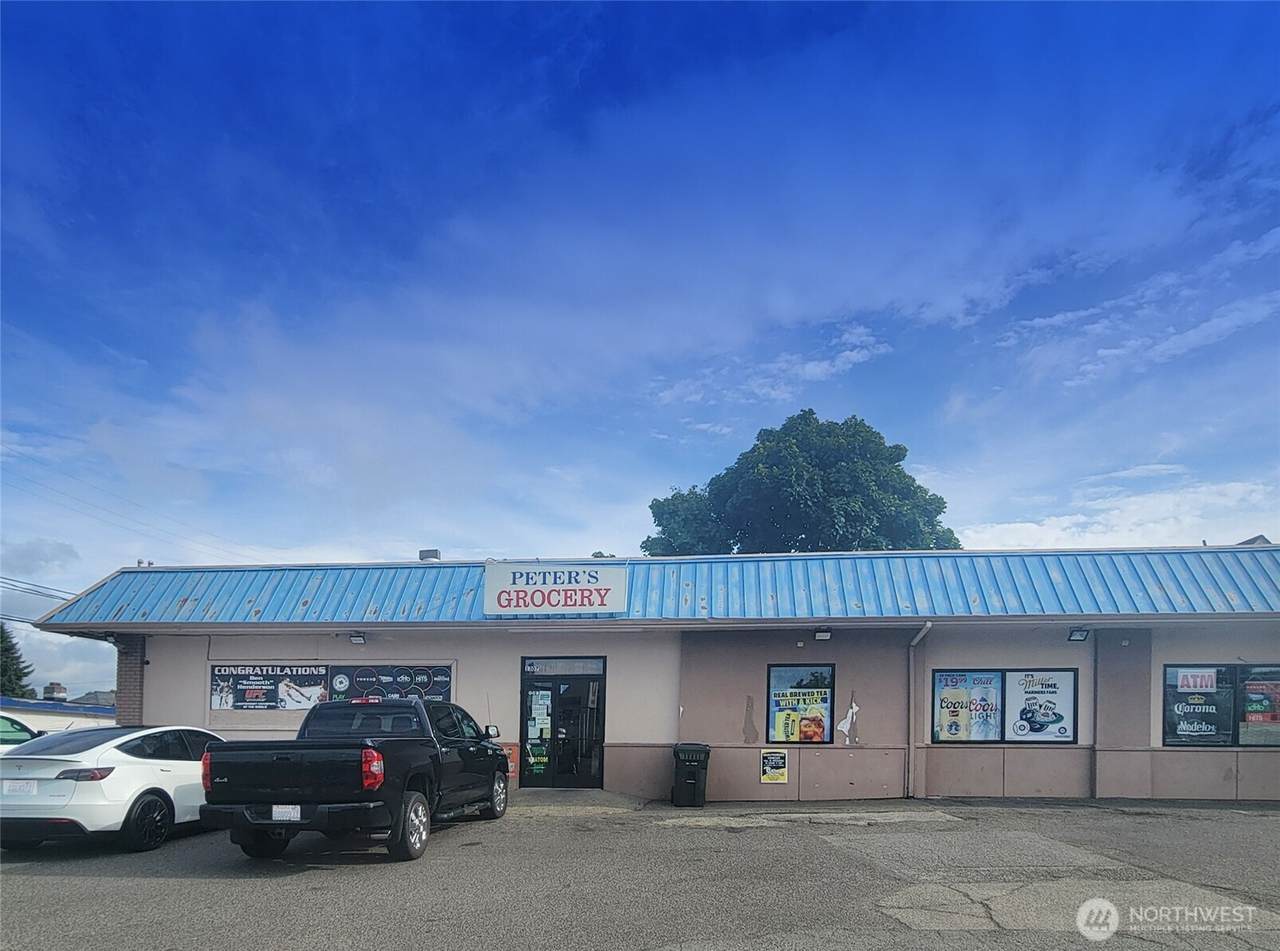 1307 38th St - Photo 1
