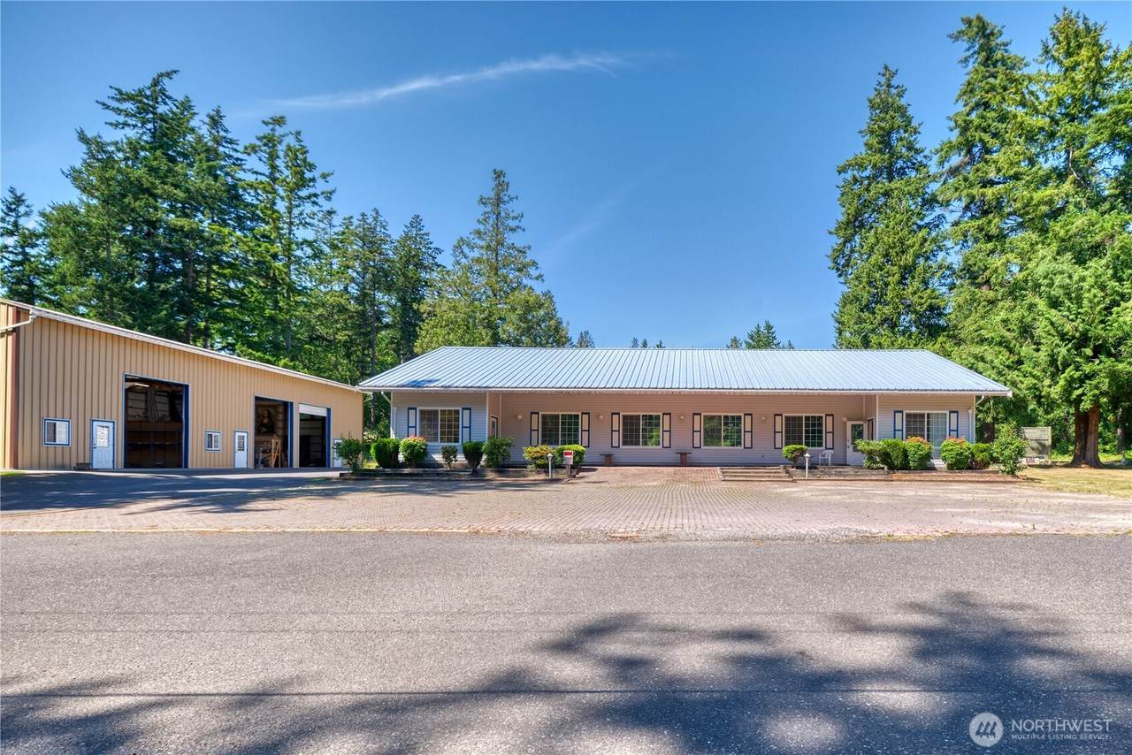 1591 Mckenzie Way - Photo 1