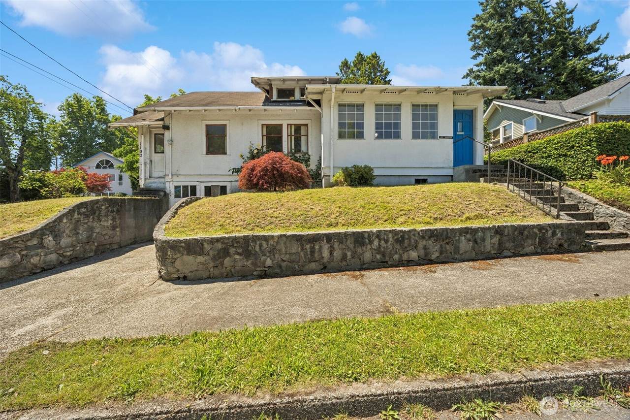 1102 Harrison Avenue - Photo 1