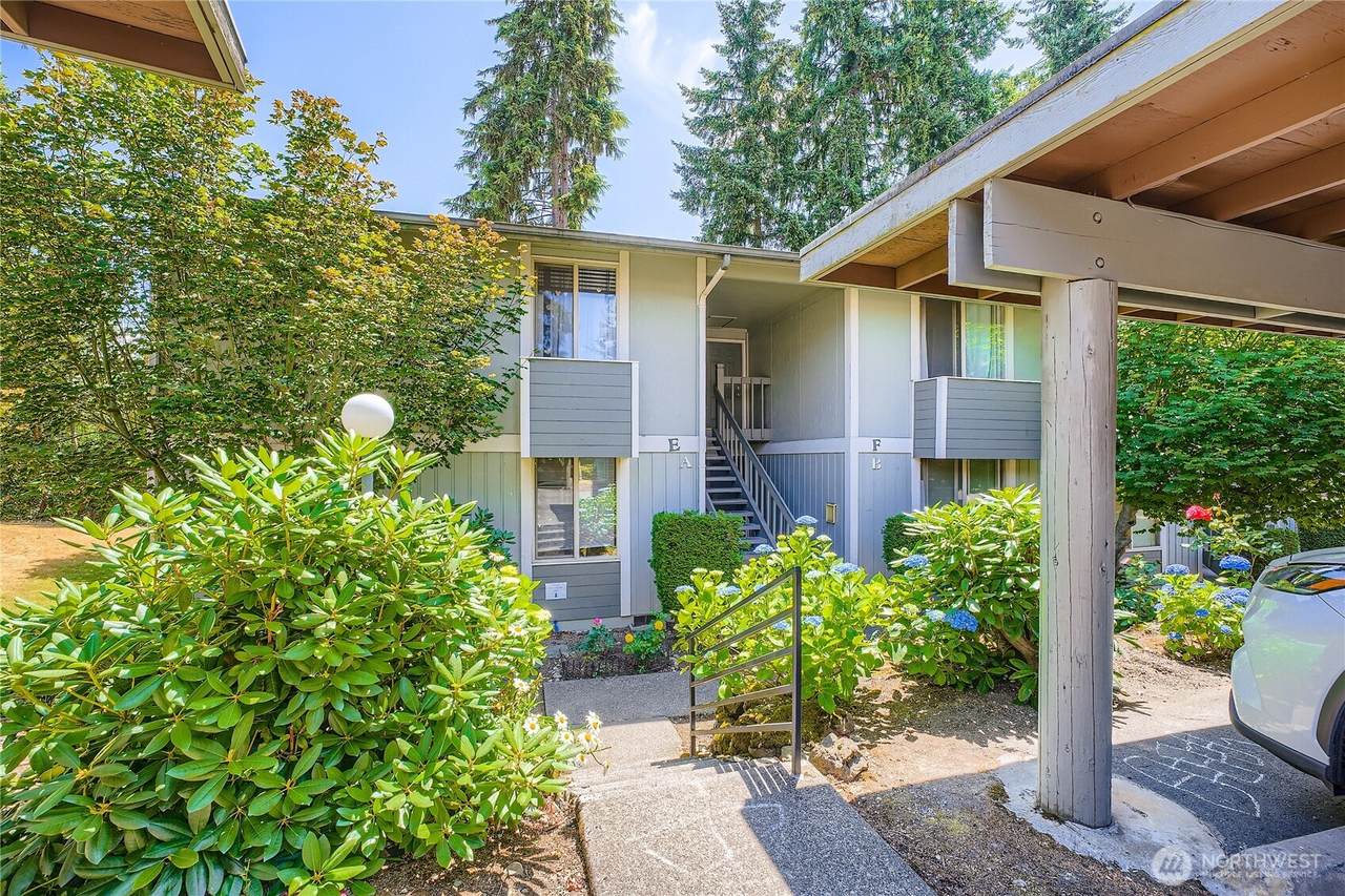 125 340th Street - Photo 1