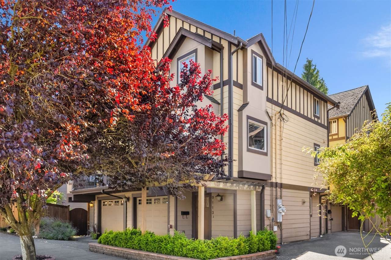 9113 45th Avenue - Photo 1