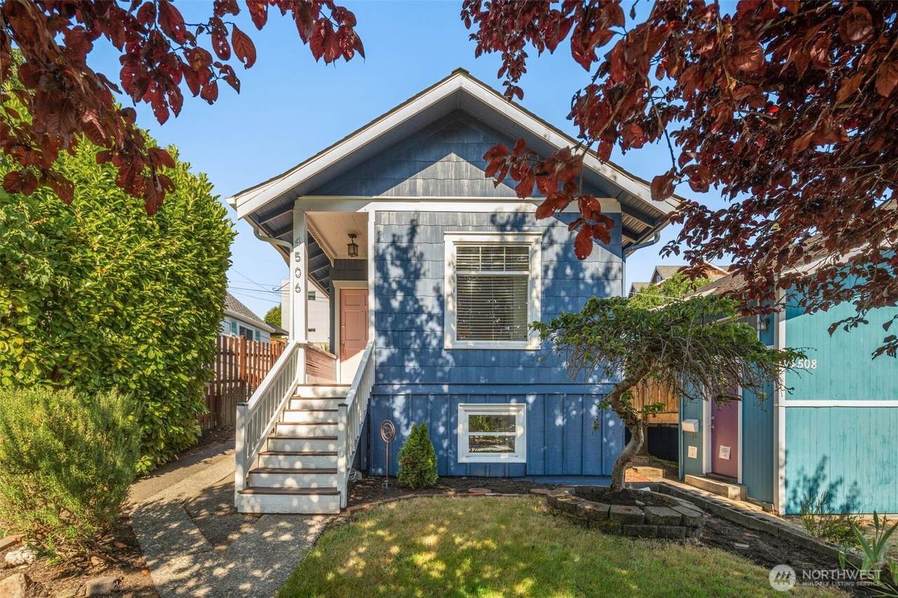 4506 46th Avenue - Photo 1