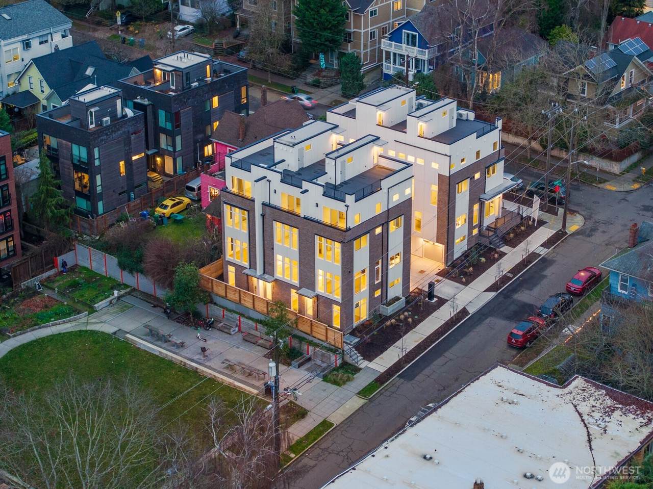 1064 Republican Street - Photo 1