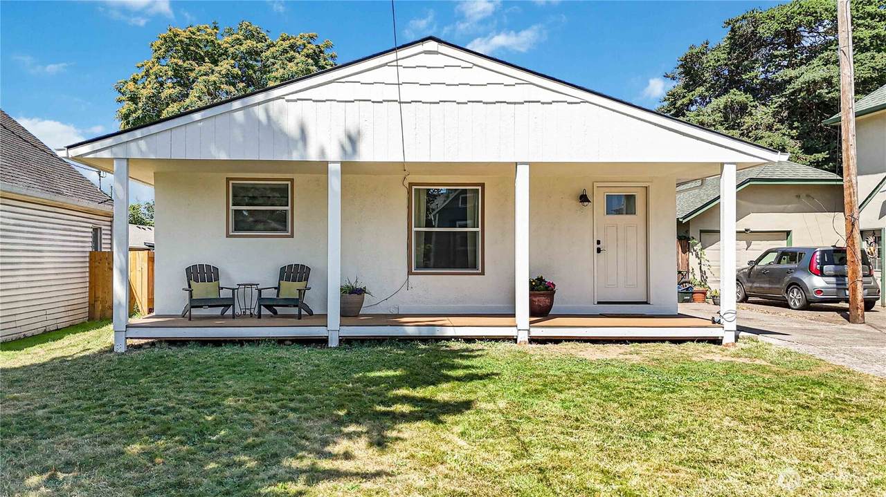 753 Sumner Street - Photo 1