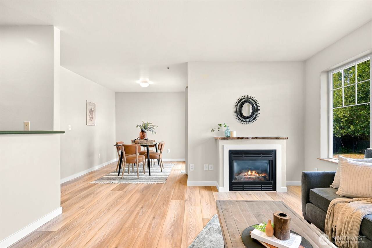 2809 Valencia Street - Photo 1