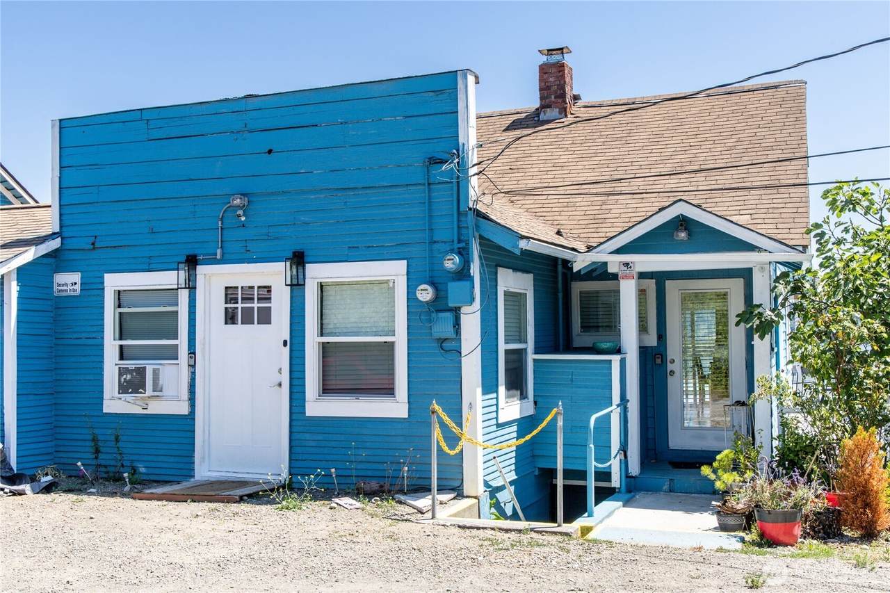 8194 Silverdale Way - Photo 1