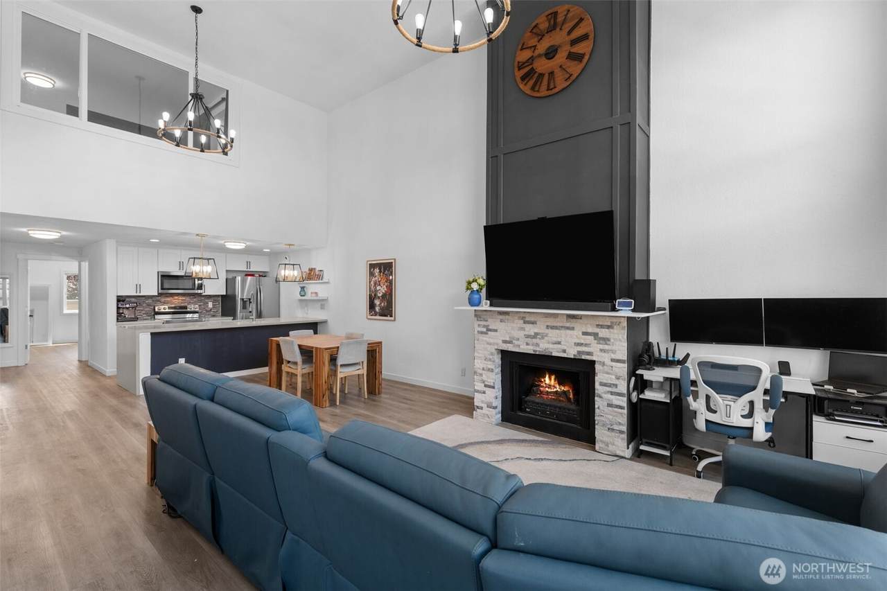 2219 14th Avenue - Photo 1