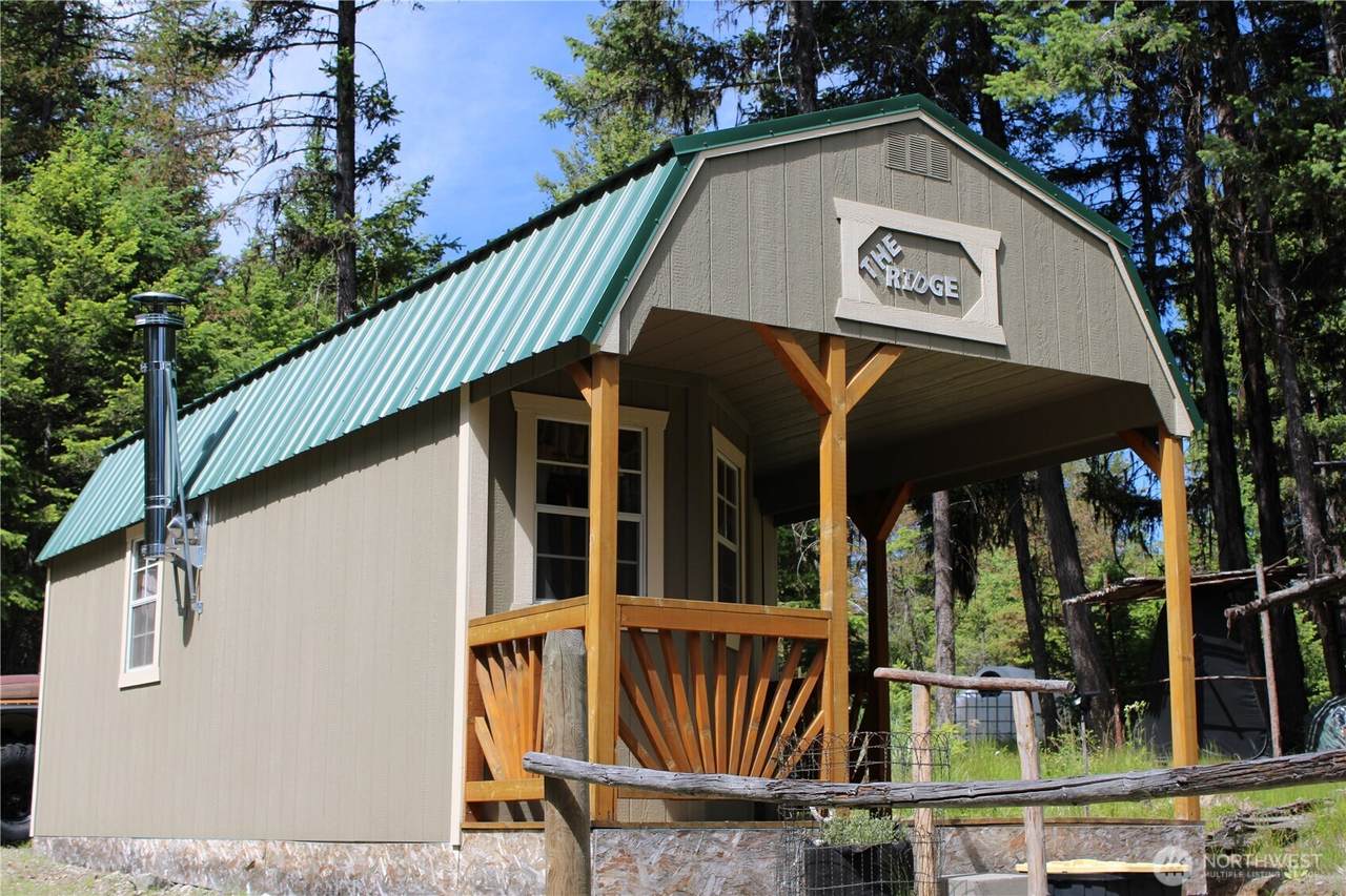 325 Pontiac Ridge - Photo 1