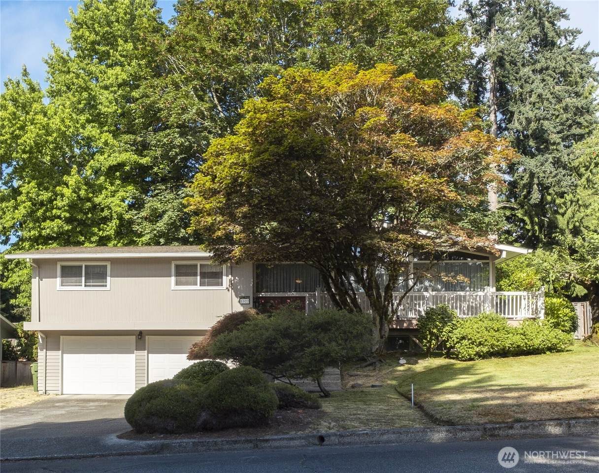 1322 W Mount Dr - Photo 1