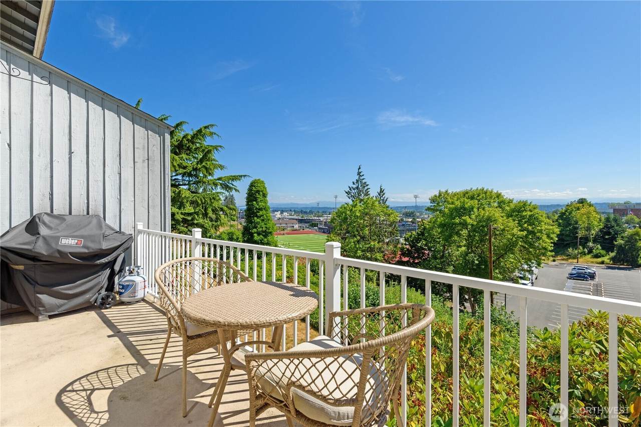 3911 Wetmore Avenue - Photo 1