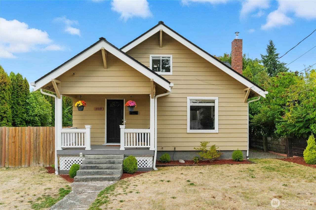 4419 26th Street - Photo 1