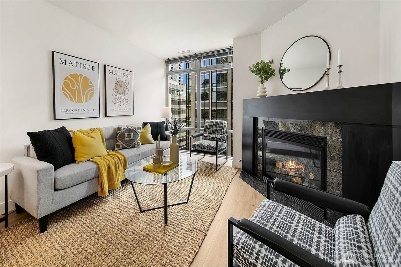 819 Virginia Street - Photo 1
