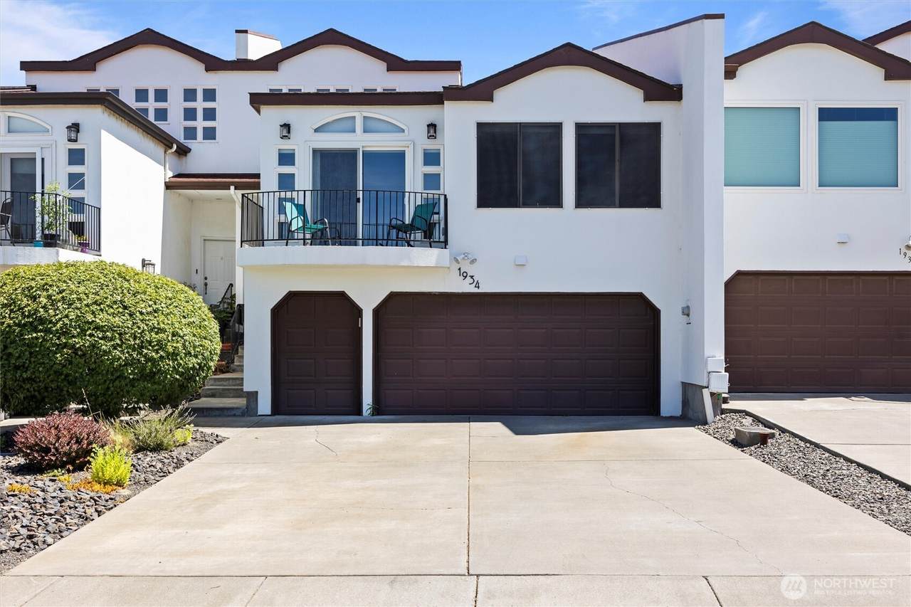 1934 Fairway Drive - Photo 1