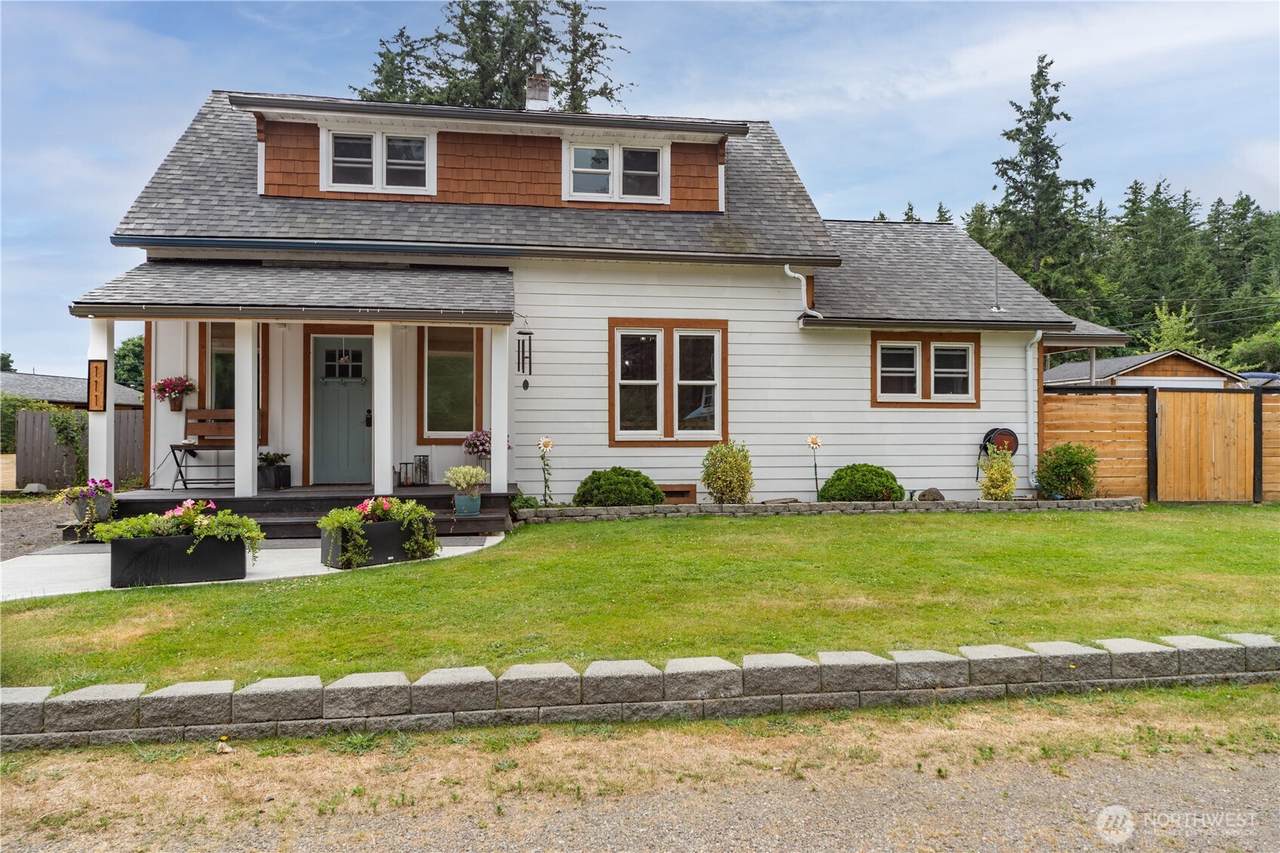 111 Herbert Street - Photo 1