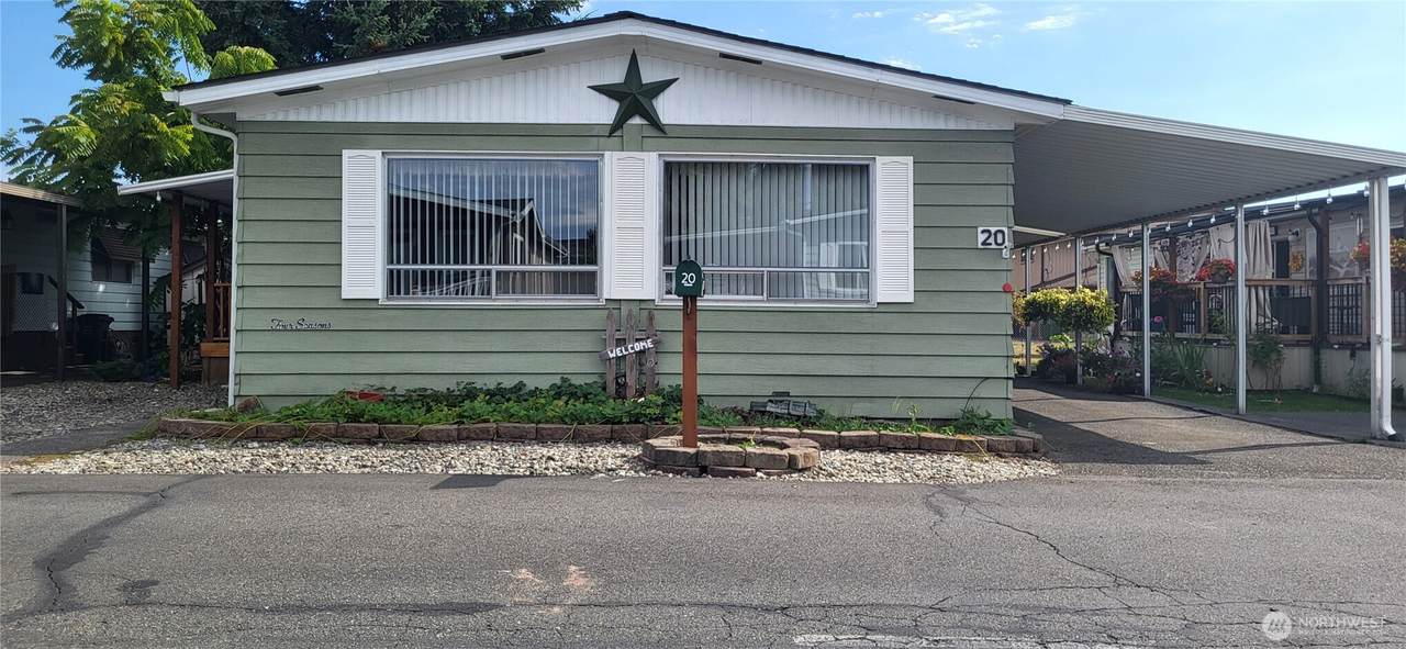 7508 47th Avenue - Photo 1